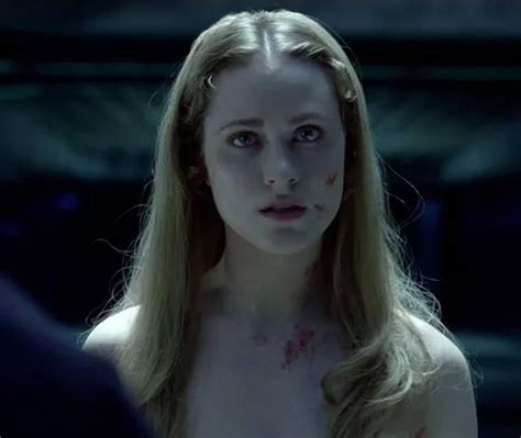 evan rachel wood topless|Evan Rachel Wood on Westworld nudity: Its not even weird。